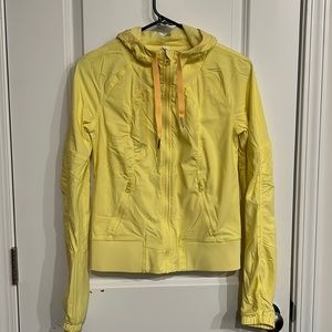Lululemon like new jacket. Worn once. Like new condition.